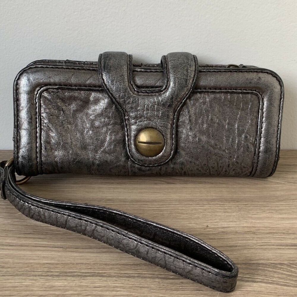 Gerard Darel leather wallet/wristlet Silver *RARE*